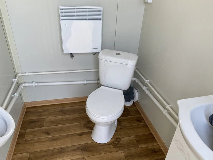 Contenedor Sanitario Doble con Depósito de Residuos 3 × 2 m (Blanco)