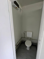 Contenedor Sanitario con 5 Sanitarios