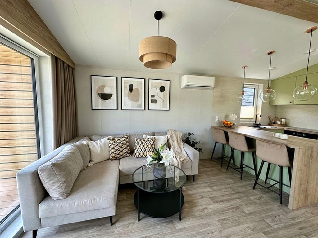 CASA BERYL SHADOW TURNER CHÊNE MALT 14M X 4,13 M