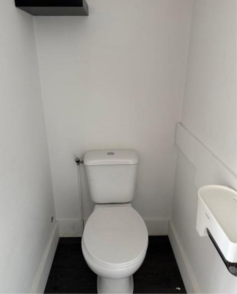 CASA MÓVIL FORMA L (10,35 X 8,55 M)