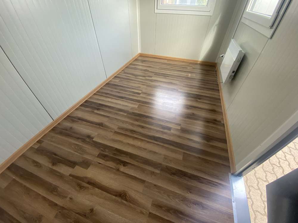 Contenedor Oficina 4,00m x 2,20m listo para usar