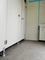 Remolque WC con doble WC 6x2,40 metros